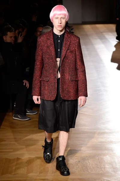 Look 5